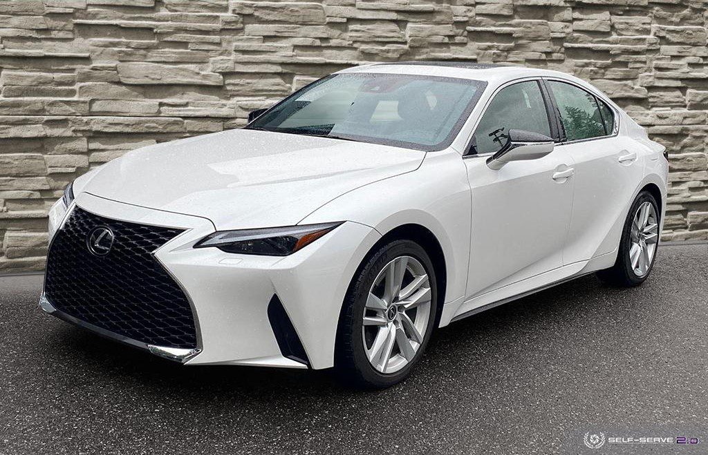 2023 Lexus IS 300